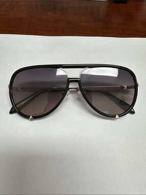 Quay Australia High Profile Sunglasses